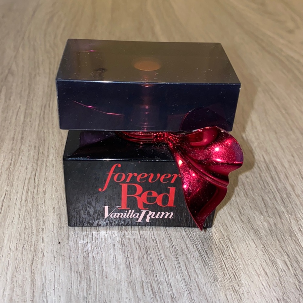 Bath & Bodyworks Forever Red Vanilla Rum